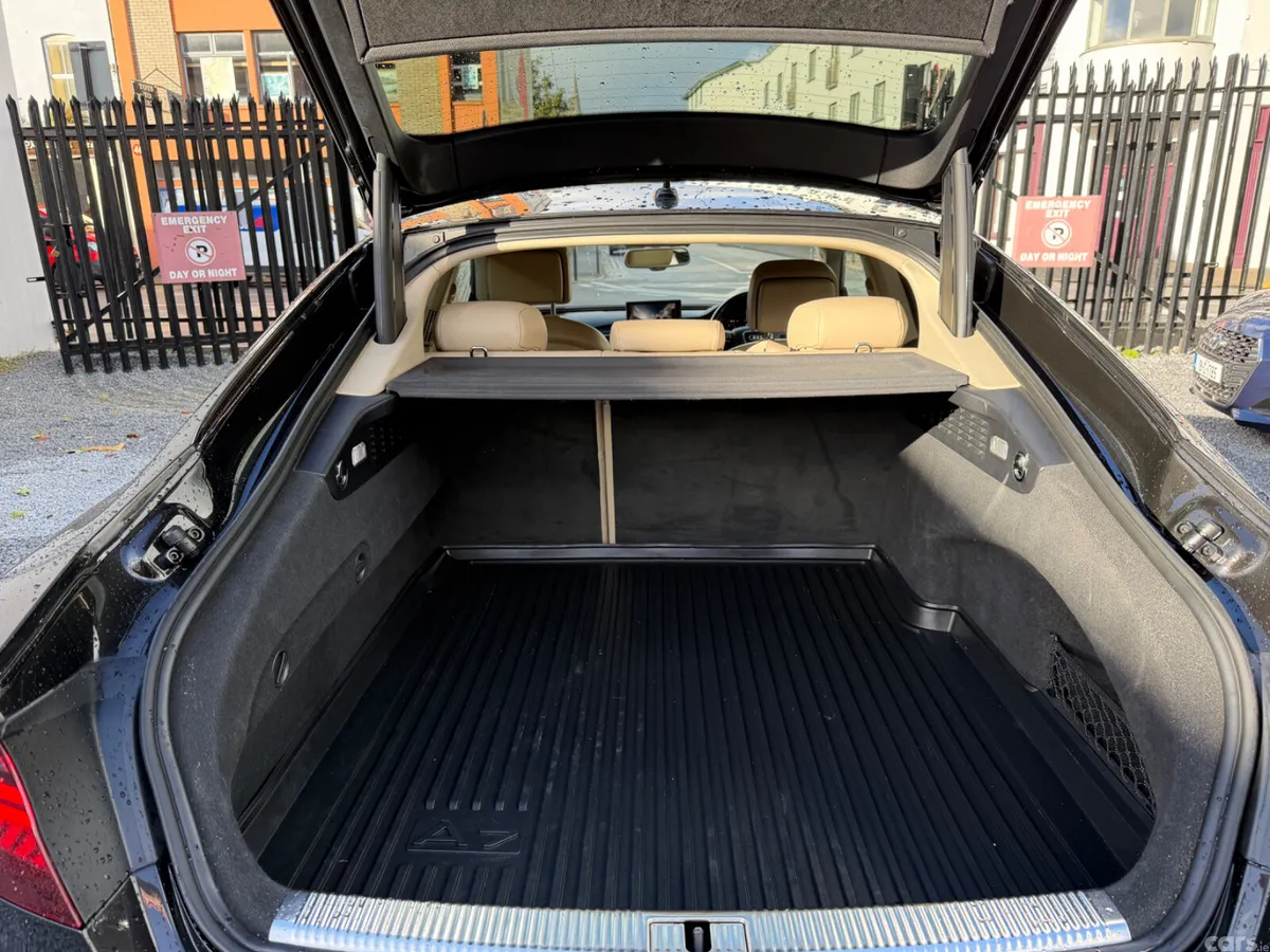 Audi A7 Hatchback, Diesel, 2017, Brown