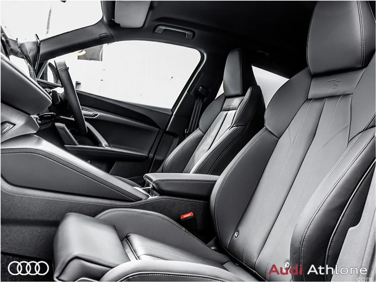 Audi Q5 SUV, Petrol Plug-in Hybrid, 2027, Black