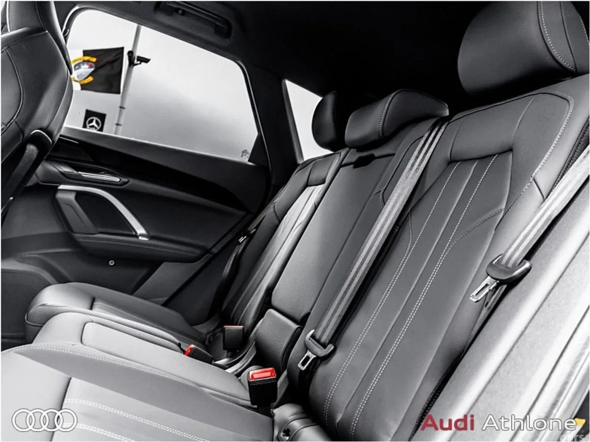Audi Q5 SUV, Petrol Plug-in Hybrid, 2027, Black