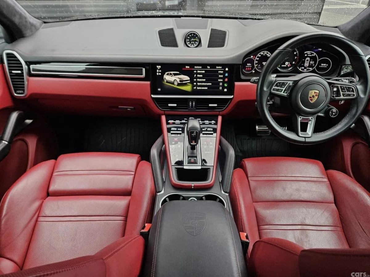 Porsche Cayenne SUV, Petrol Hybrid, 2023, Black
