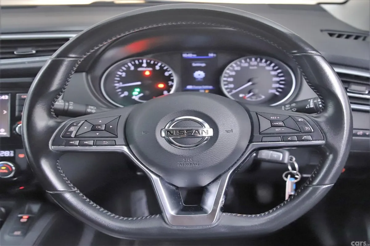Nissan Qashqai SUV, Petrol, 2020, Blue
