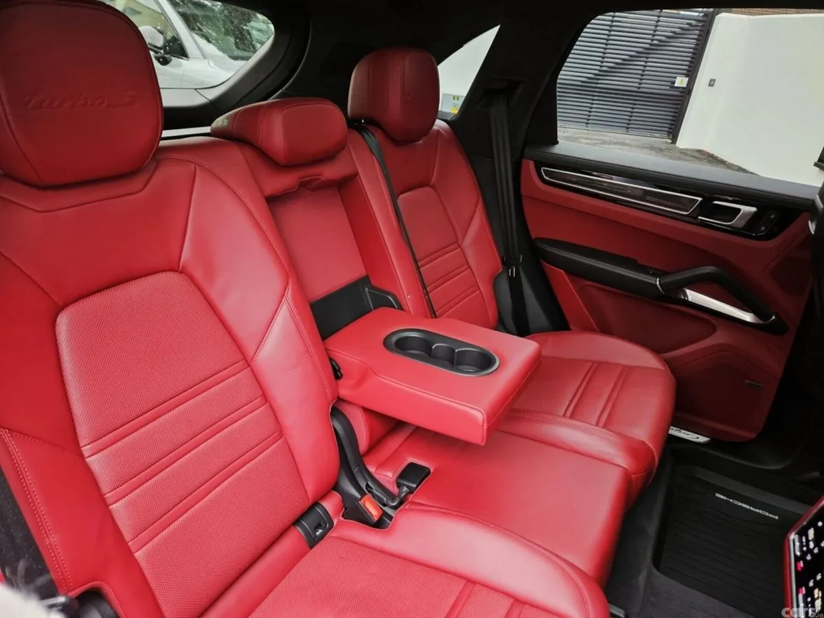 Porsche Cayenne SUV, Petrol Hybrid, 2023, Black