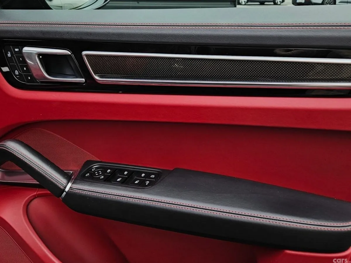 Porsche Cayenne SUV, Petrol Hybrid, 2023, Black