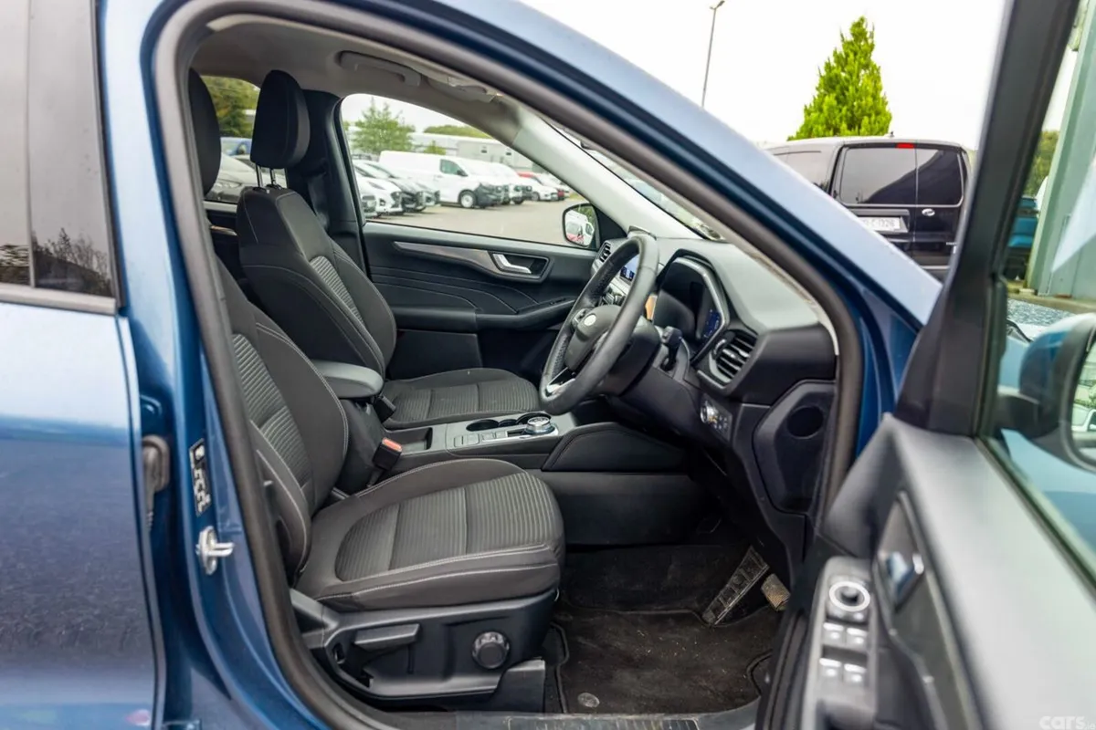 Ford Kuga SUV, Petrol, 2024, Blue