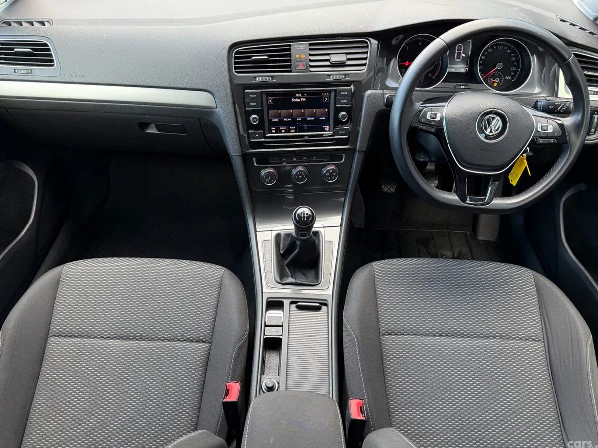 Volkswagen Golf Estate, Diesel, 2018, Red