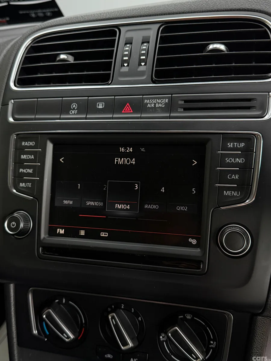 Volkswagen Polo Hatchback, Petrol, 2015, Black