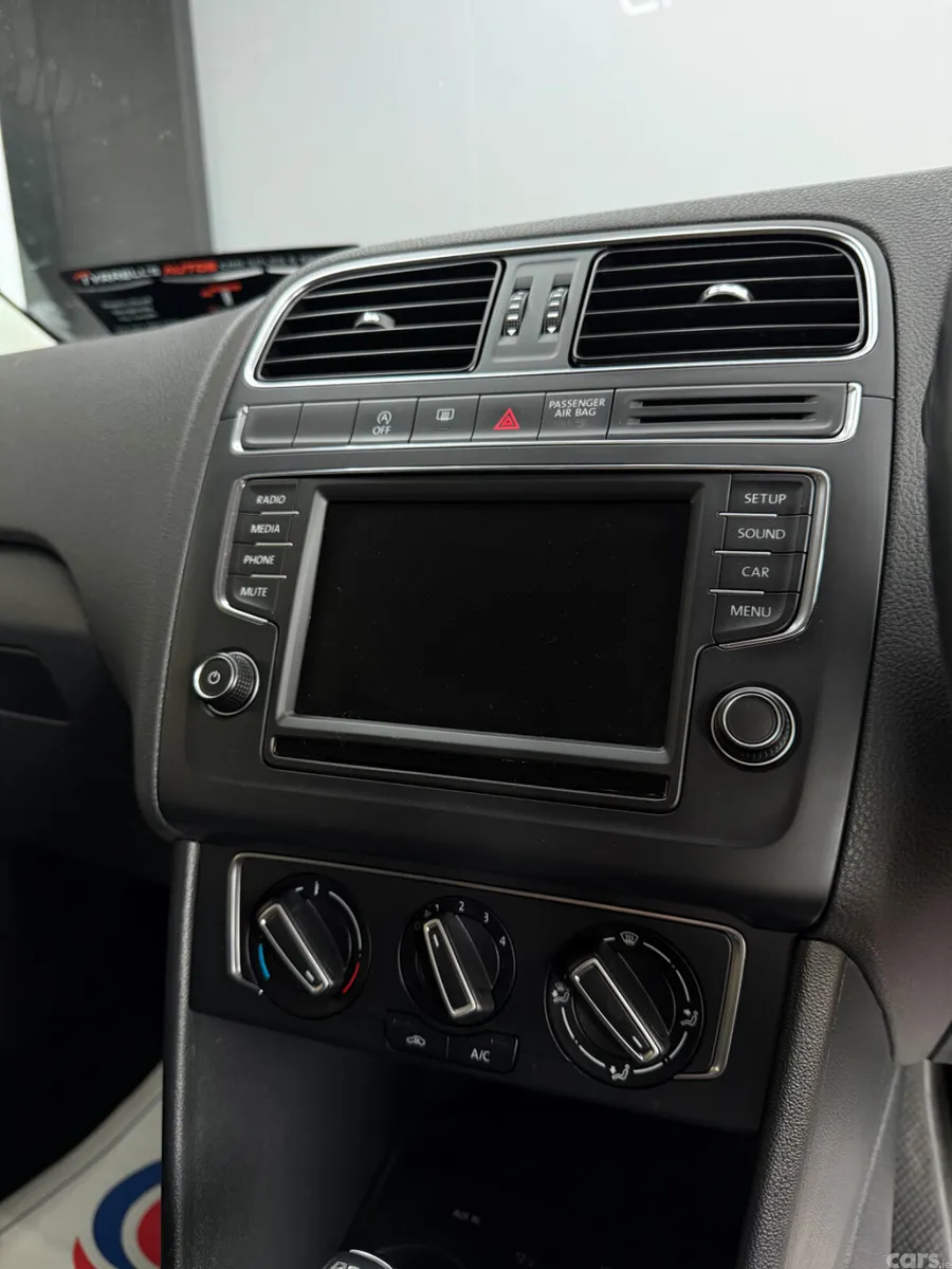 Volkswagen Polo Hatchback, Petrol, 2015, Black