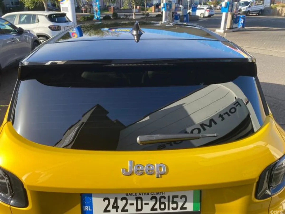 Jeep Avenger Hatchback, Electric, 2024, Yellow