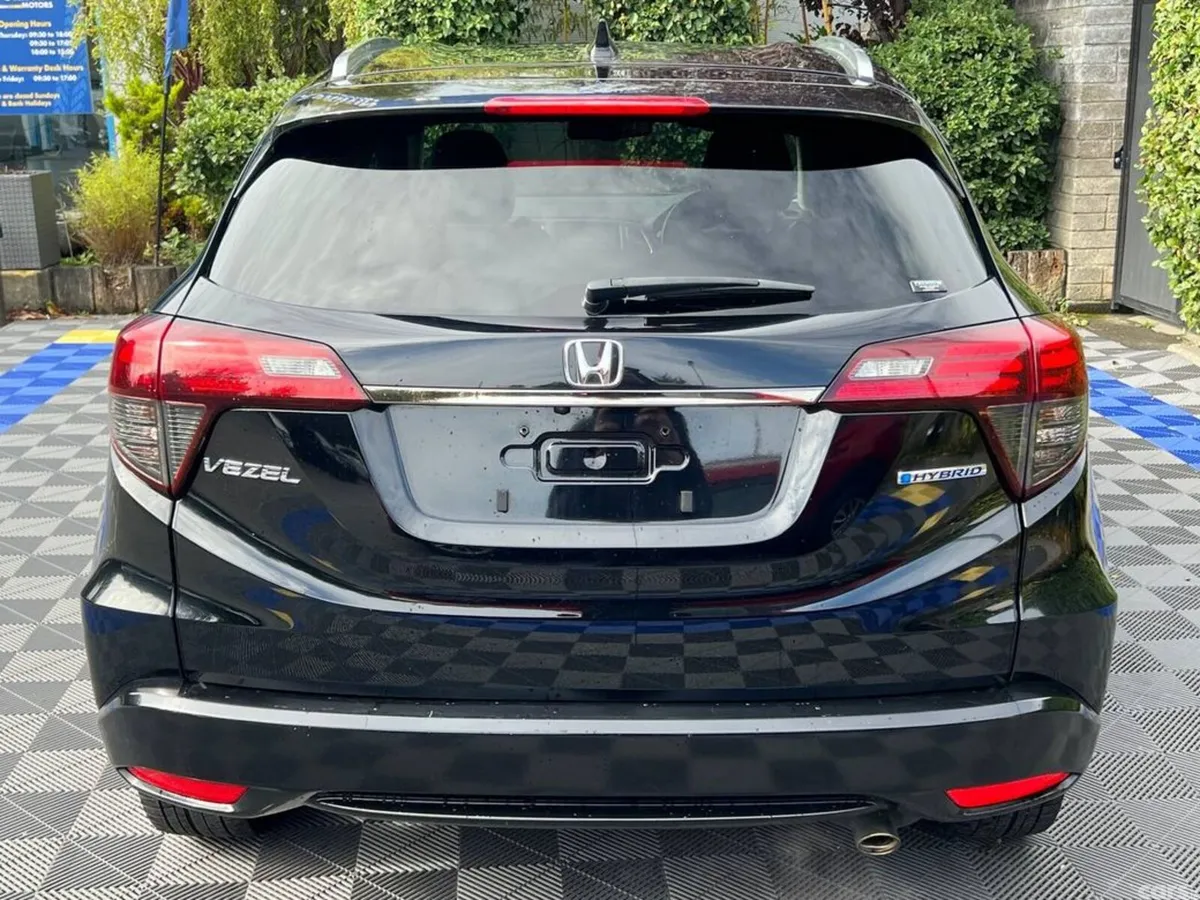 Honda Vezel SUV, Petrol Hybrid, 2019, Black