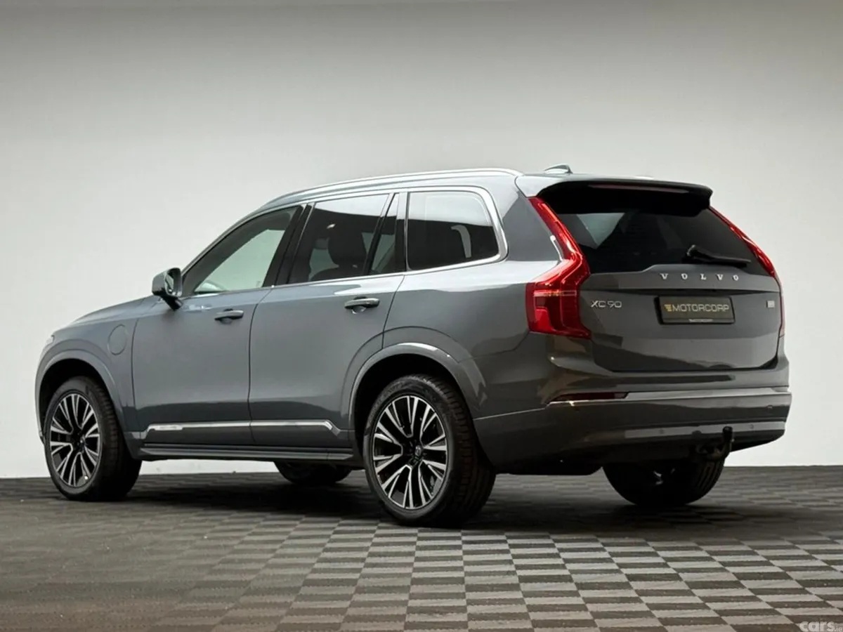 Volvo XC90 SUV, Petrol Plug-in Hybrid, 2023, Grey