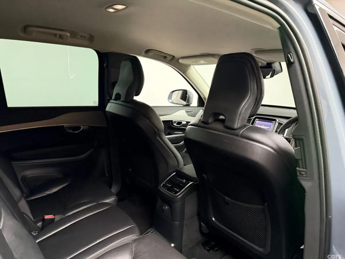 Volvo XC90 SUV, Petrol Plug-in Hybrid, 2023, Grey