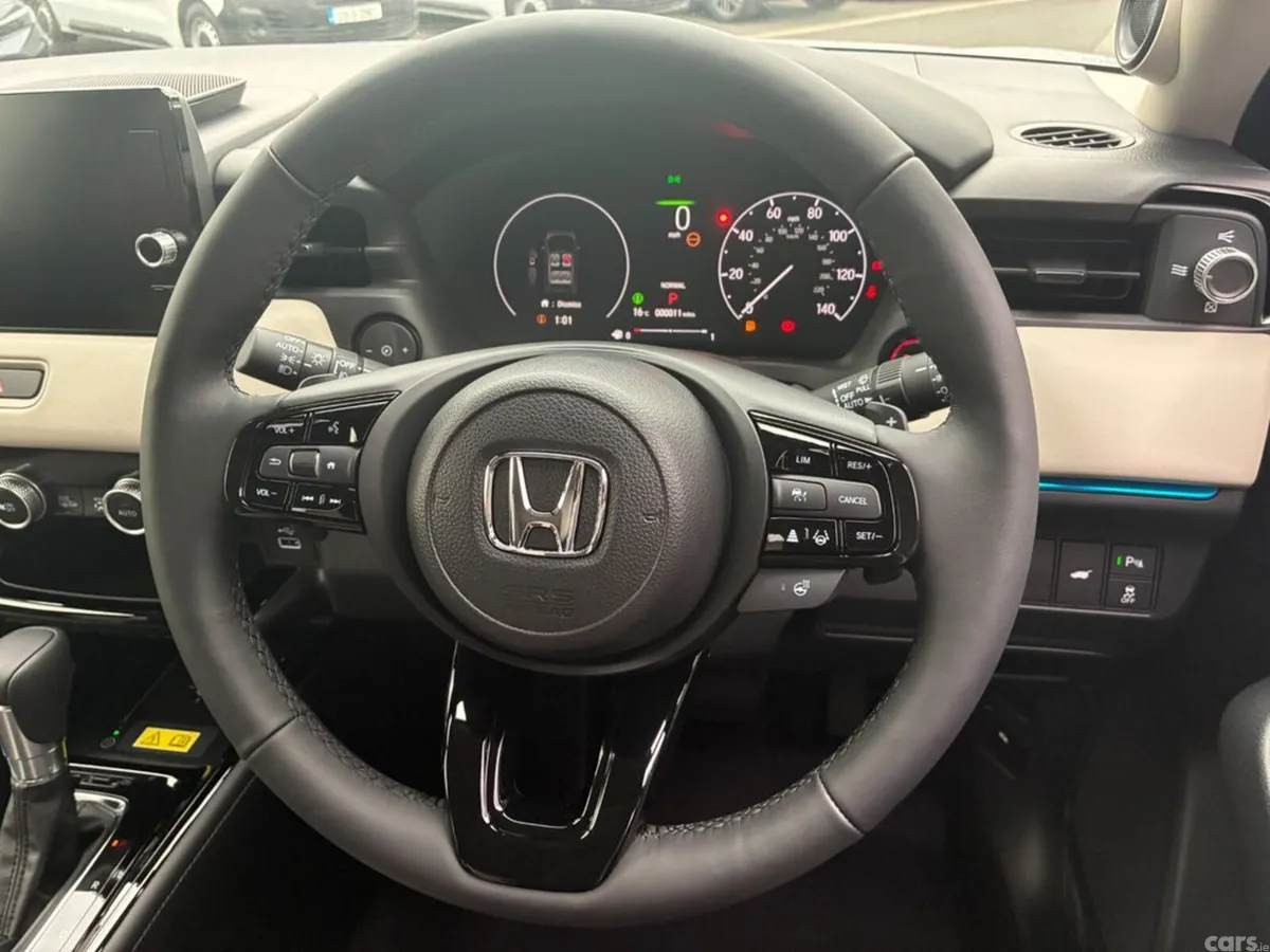 Honda HR-V Hatchback, Petrol Hybrid, 2027, White