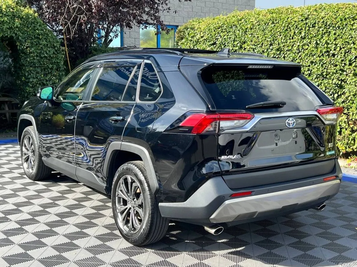 Toyota RAV4 SUV, Petrol Hybrid, 2023, Black