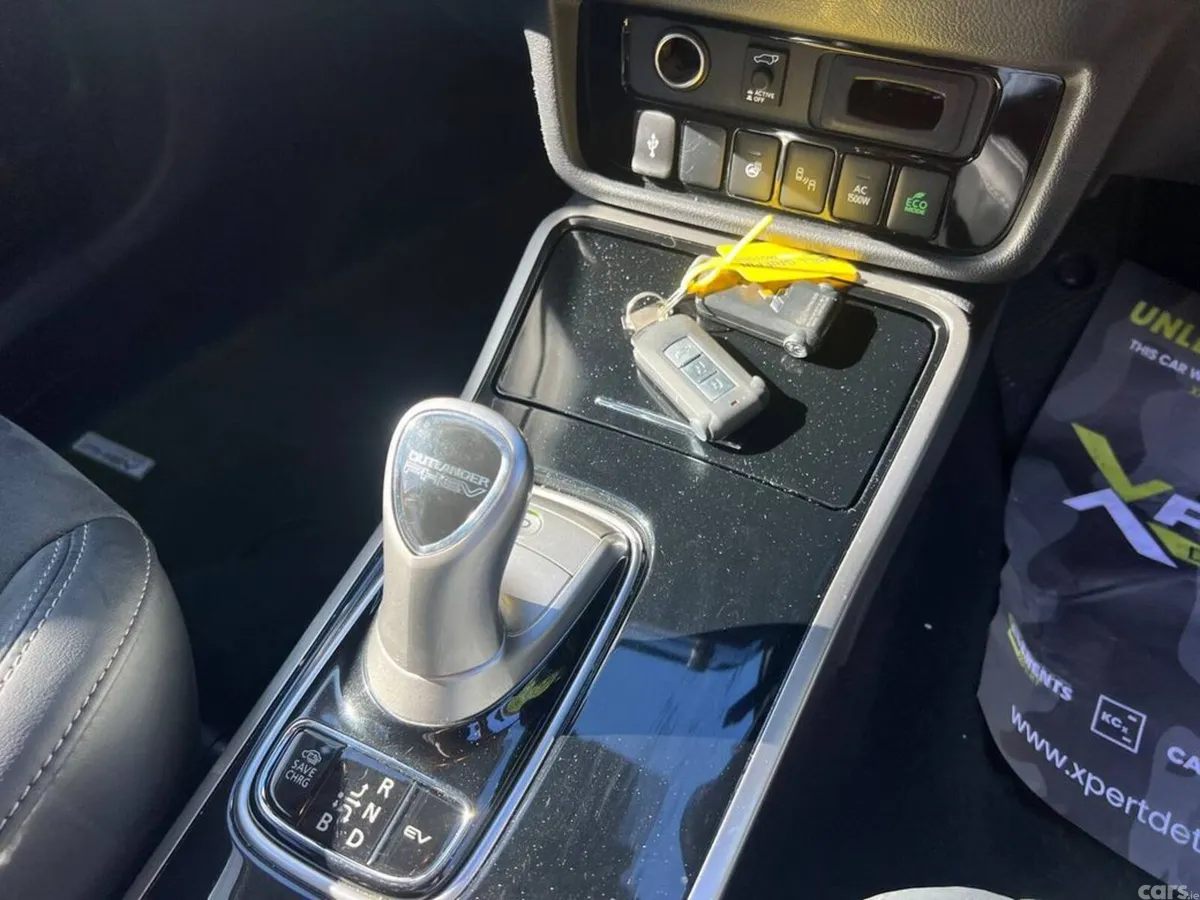 Mitsubishi Outlander SUV, Petrol Plug-in Hybrid, 2022, Silver