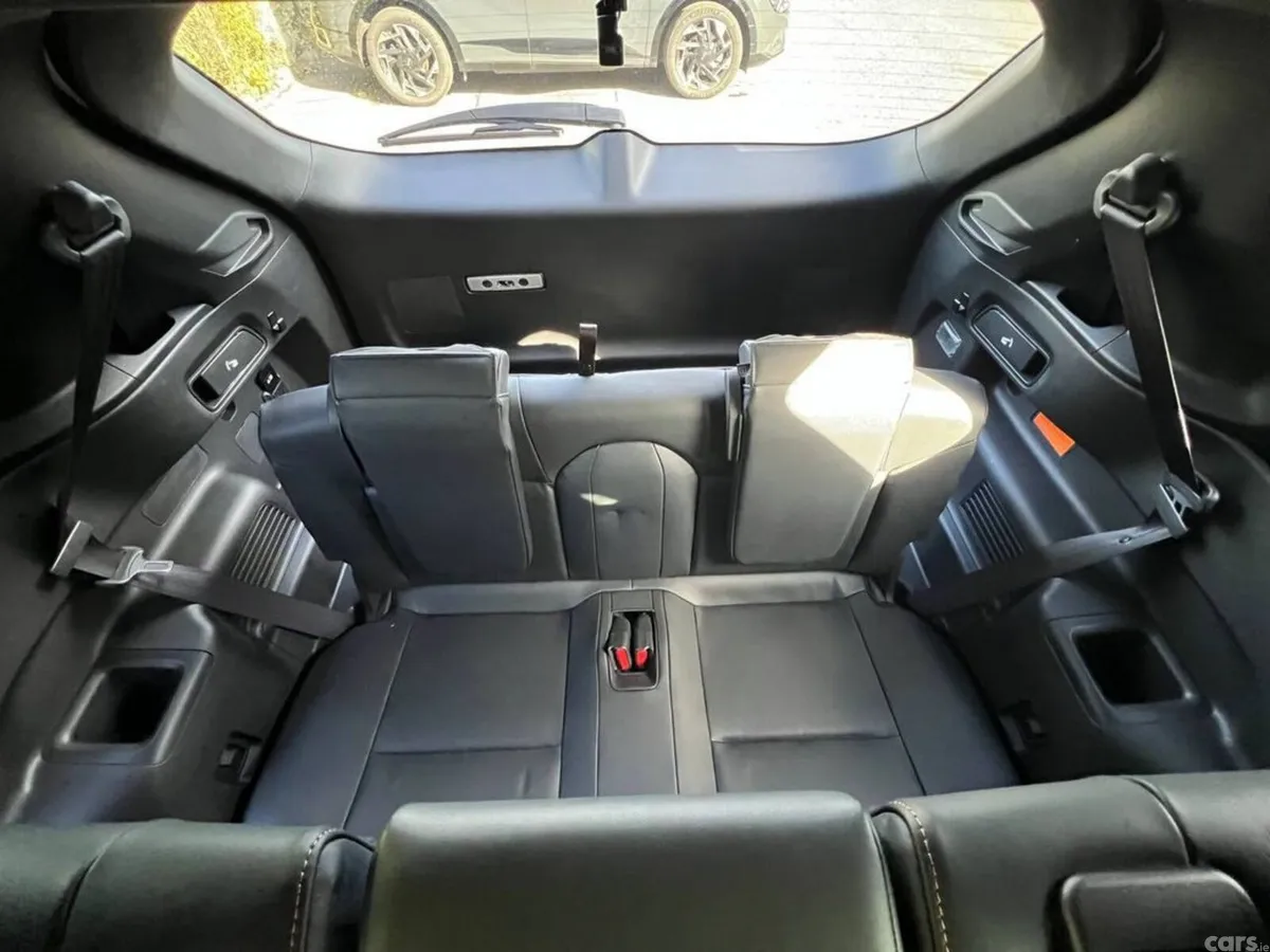 Mitsubishi Outlander SUV, Petrol Hybrid, 2022, White
