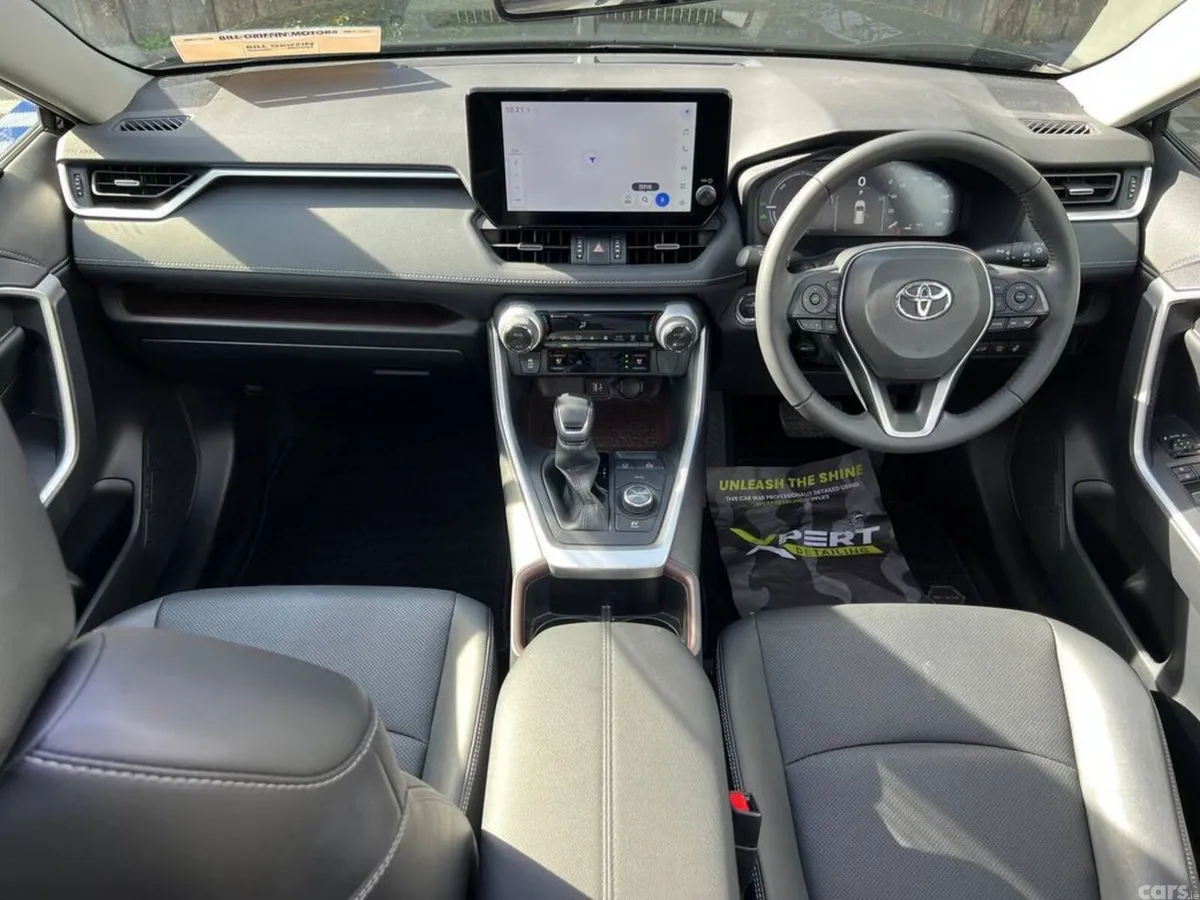Toyota RAV4 SUV, Petrol Hybrid, 2023, Black