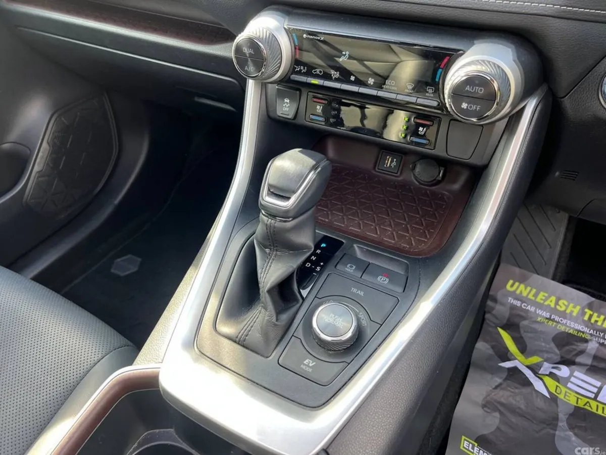Toyota RAV4 SUV, Petrol Hybrid, 2023, Black