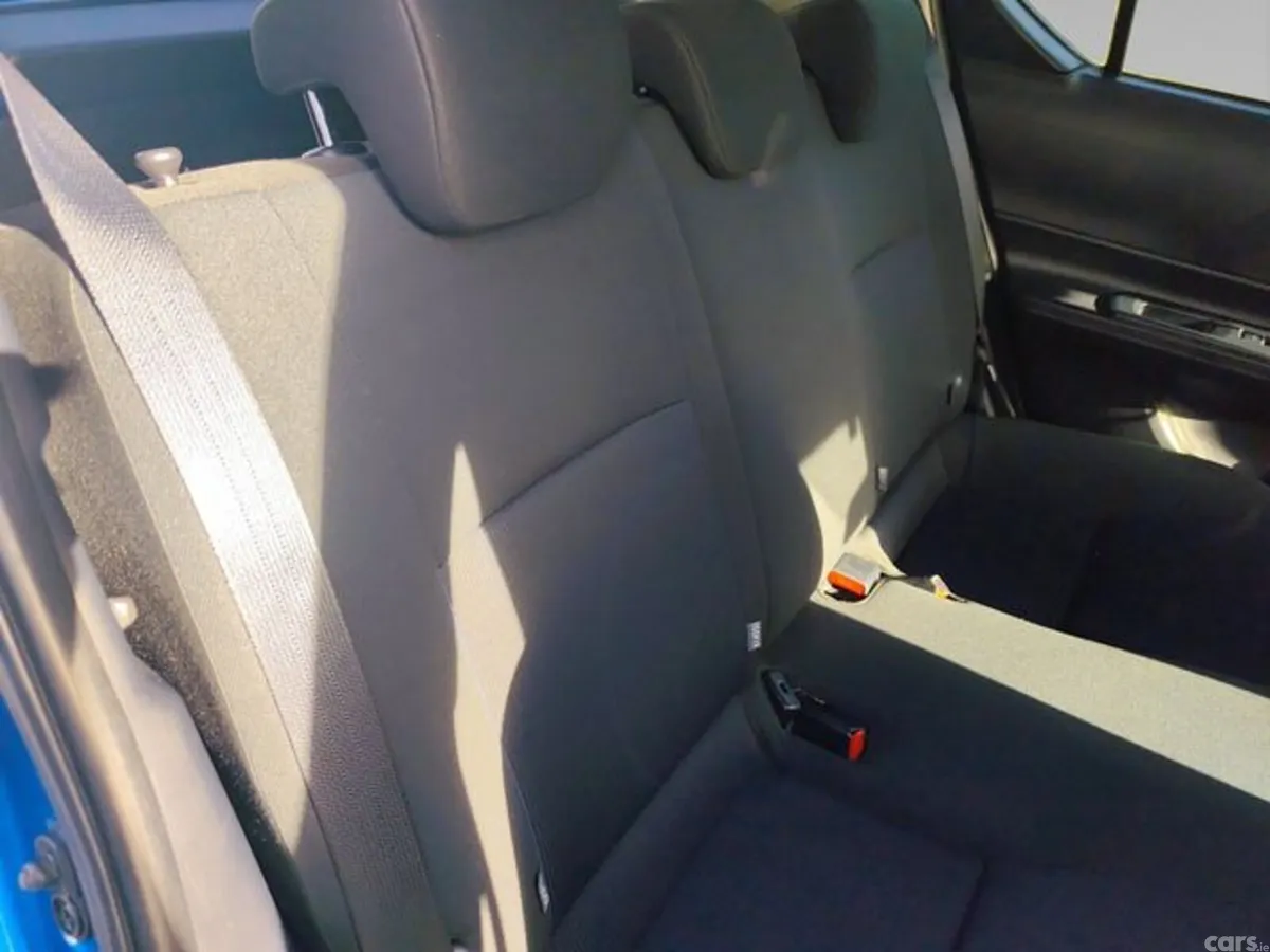 Toyota Aqua Hatchback, Petrol Hybrid, 2017, Blue
