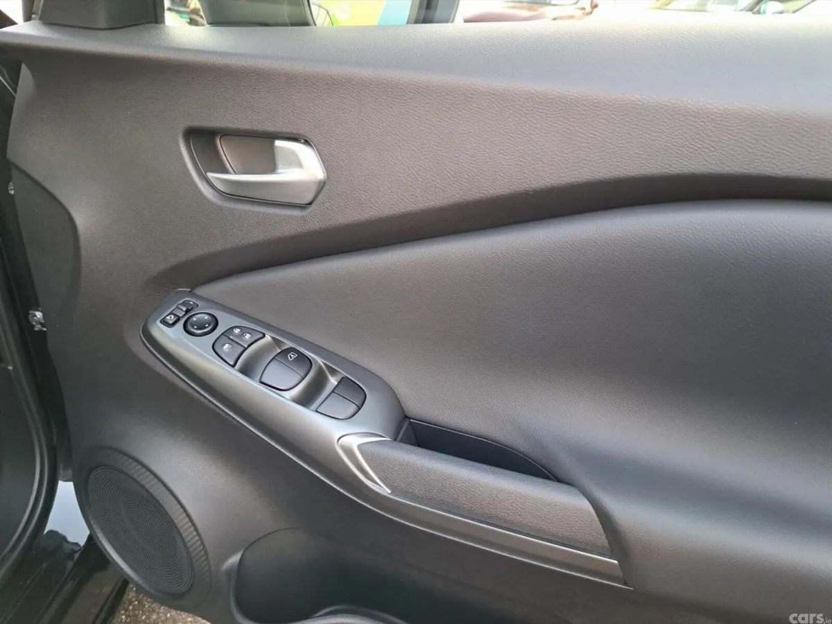 Nissan Juke SUV, Petrol, 2026, Black