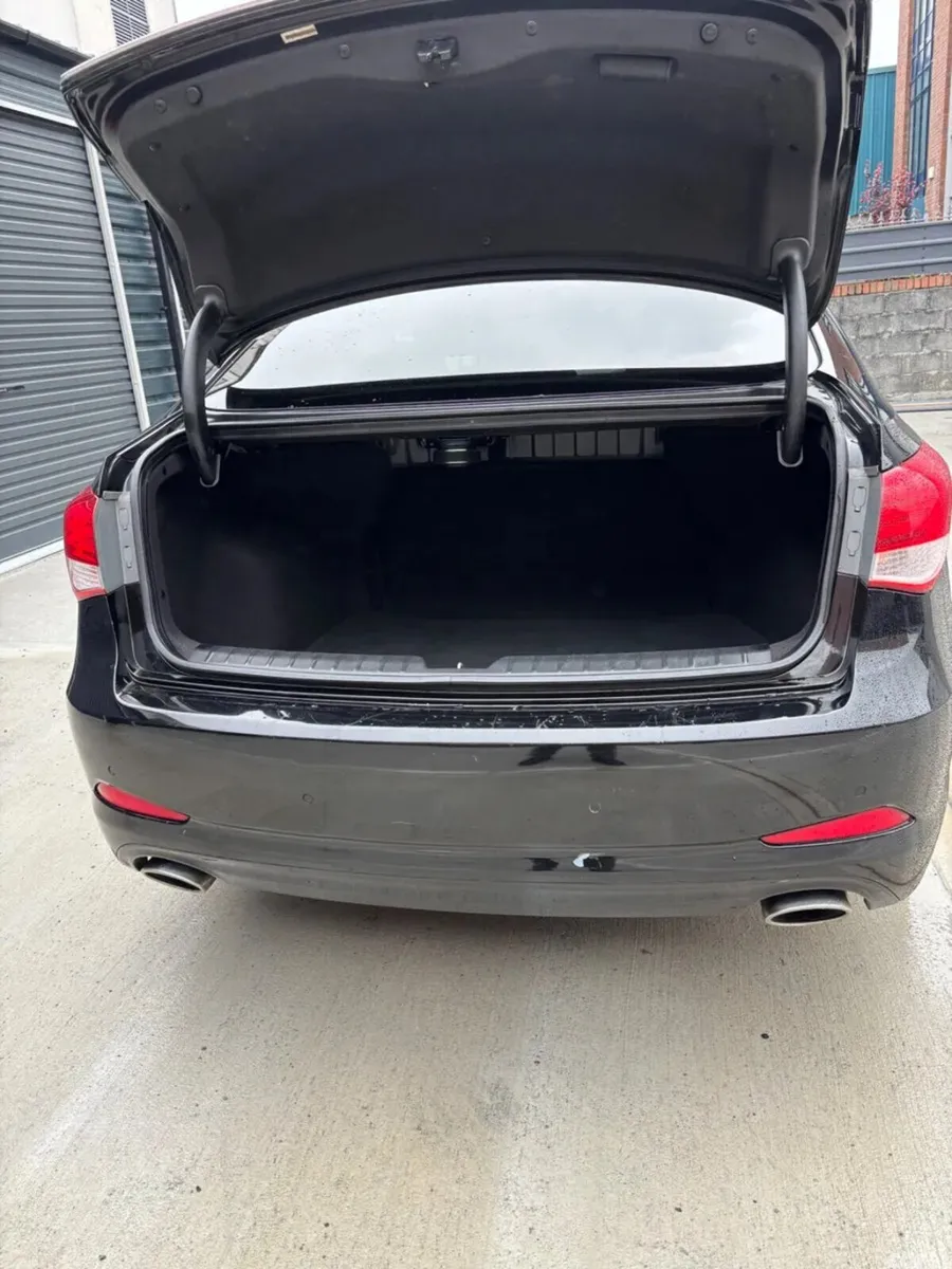 Hyundai i40 Saloon, Diesel, 2014, Black