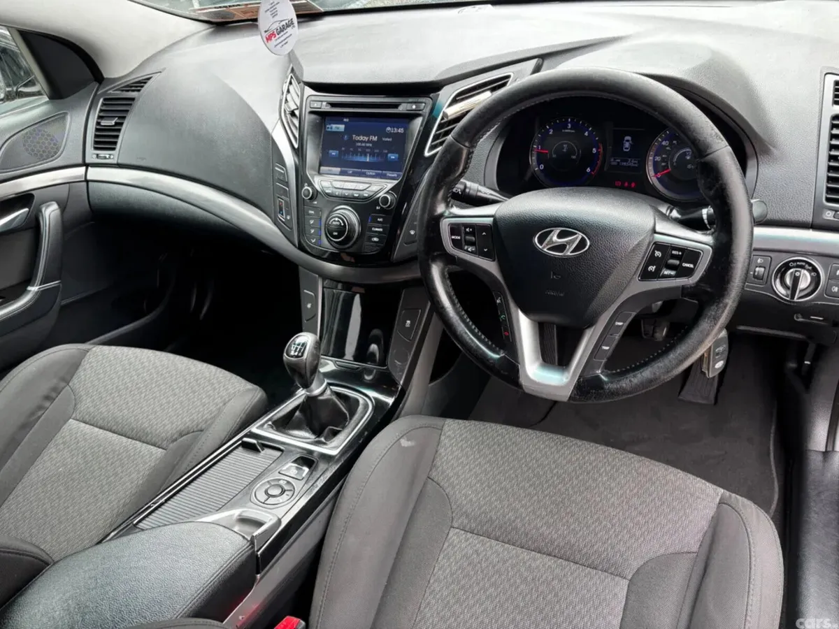 Hyundai i40 Saloon, Diesel, 2014, Black