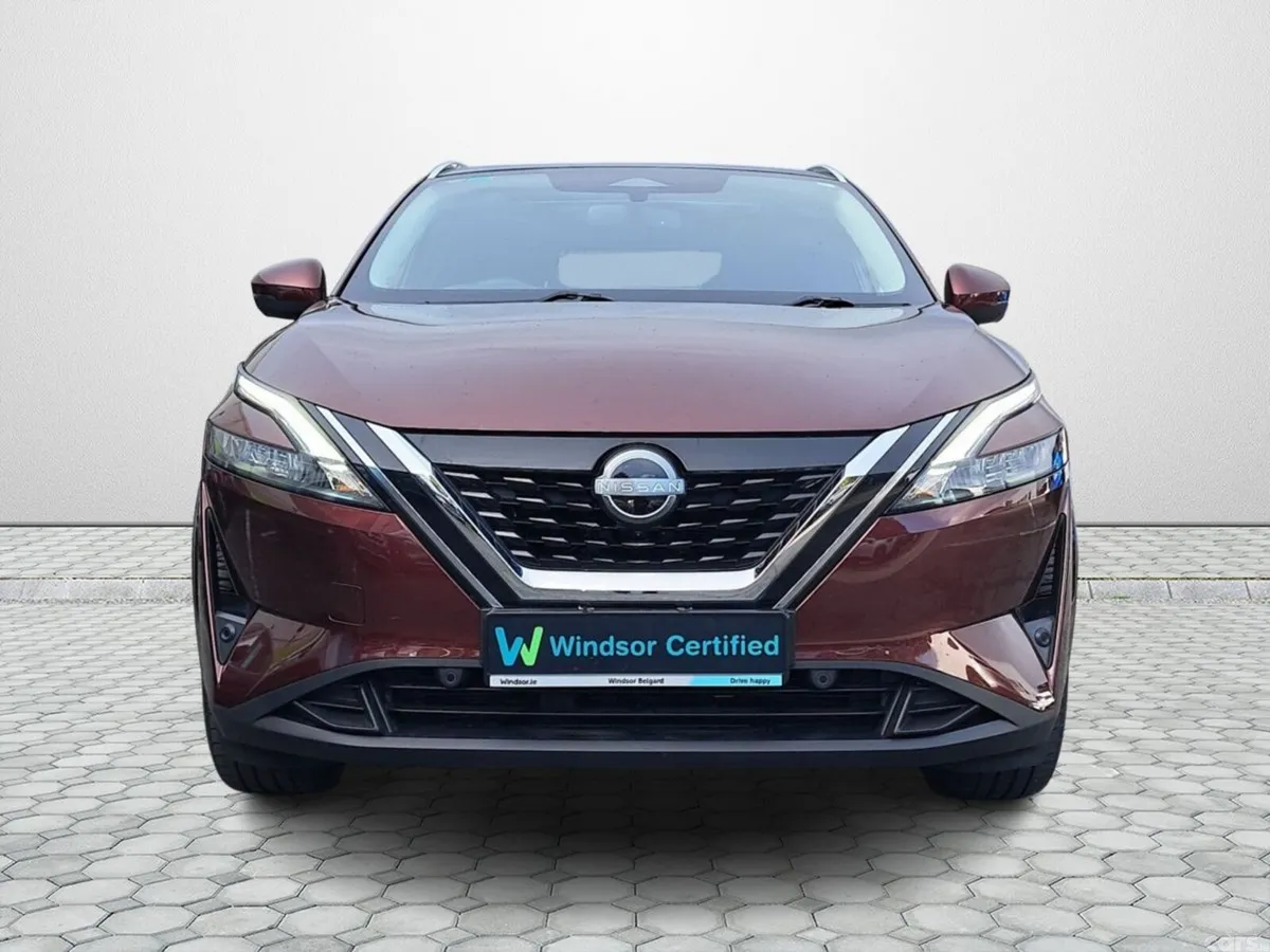 Nissan Qashqai SUV, Petrol Hybrid, 2024, Red