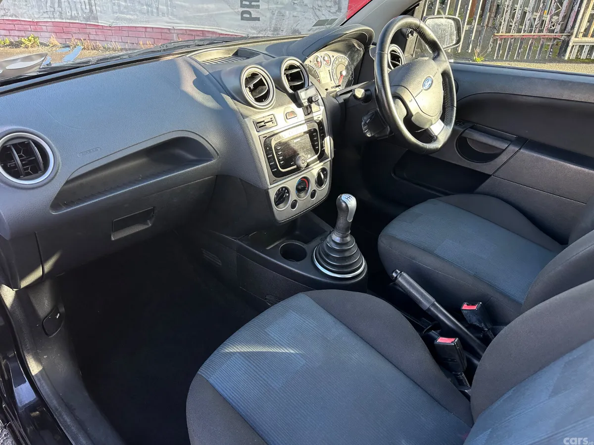 Ford Fiesta Hatchback, Petrol, 2008, Black