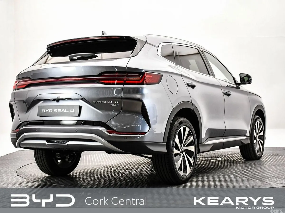 BYD SEAL U SUV, Petrol Plug-in Hybrid, 2026, Grey