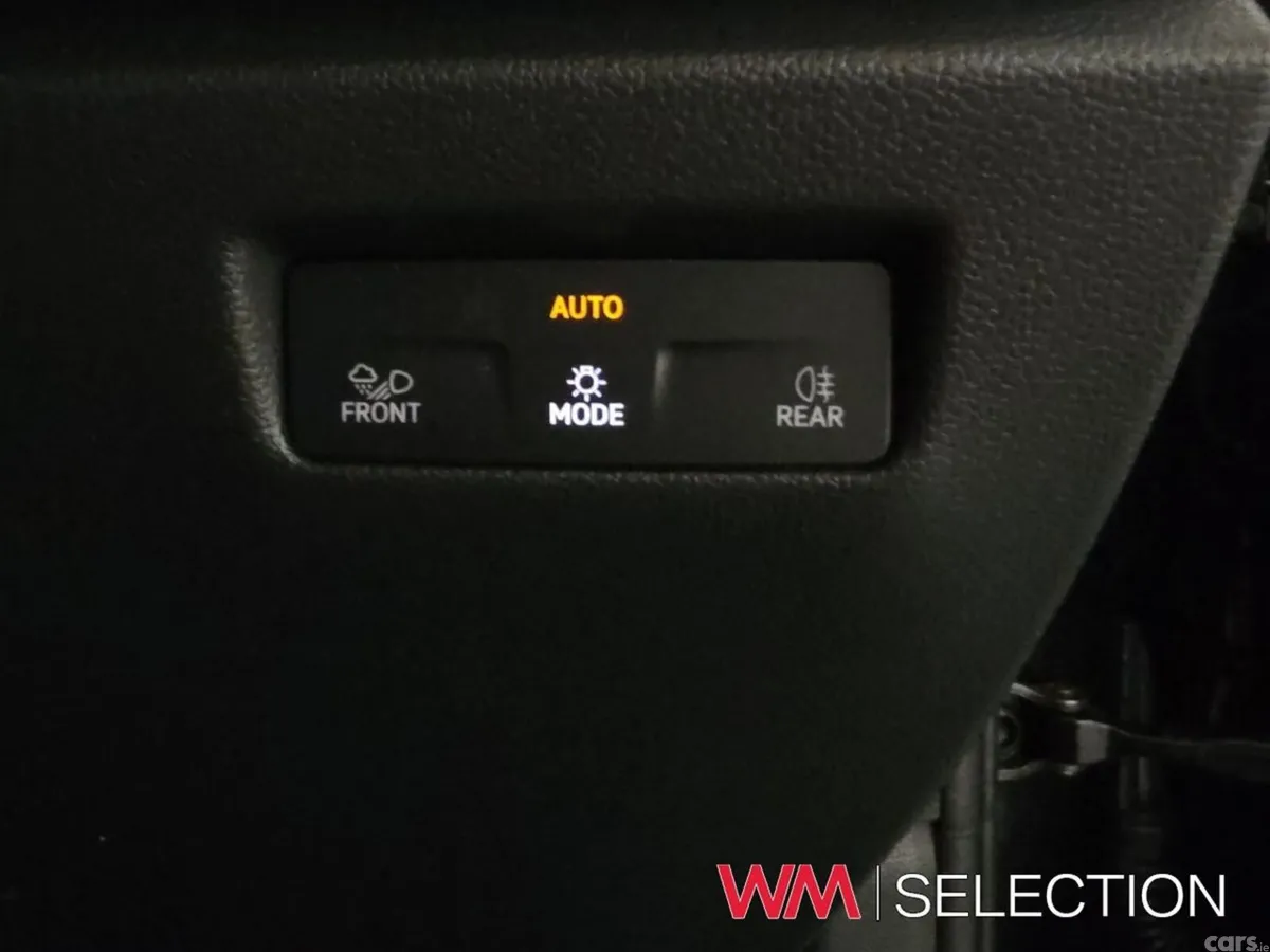 Skoda Superb Saloon, Diesel, 2025, Black