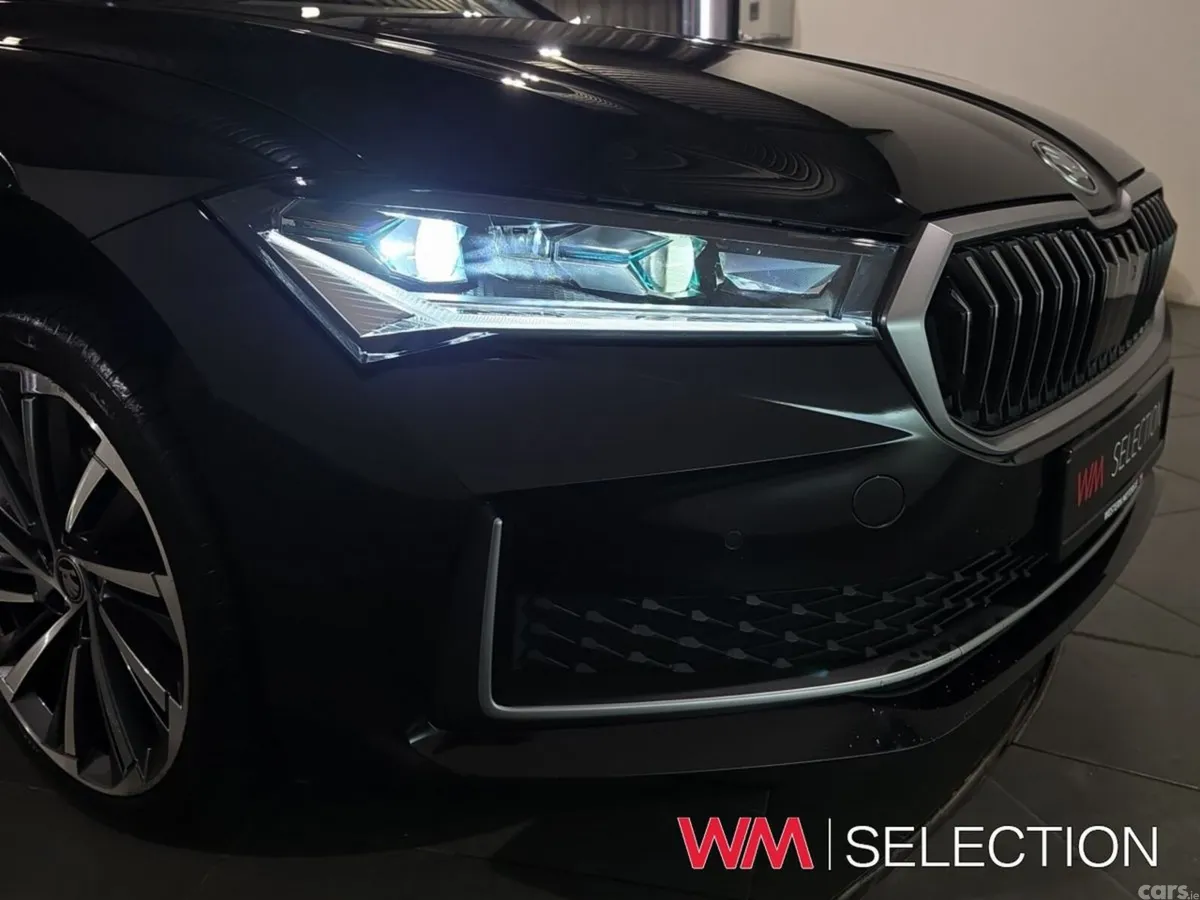 Skoda Superb Saloon, Diesel, 2025, Black