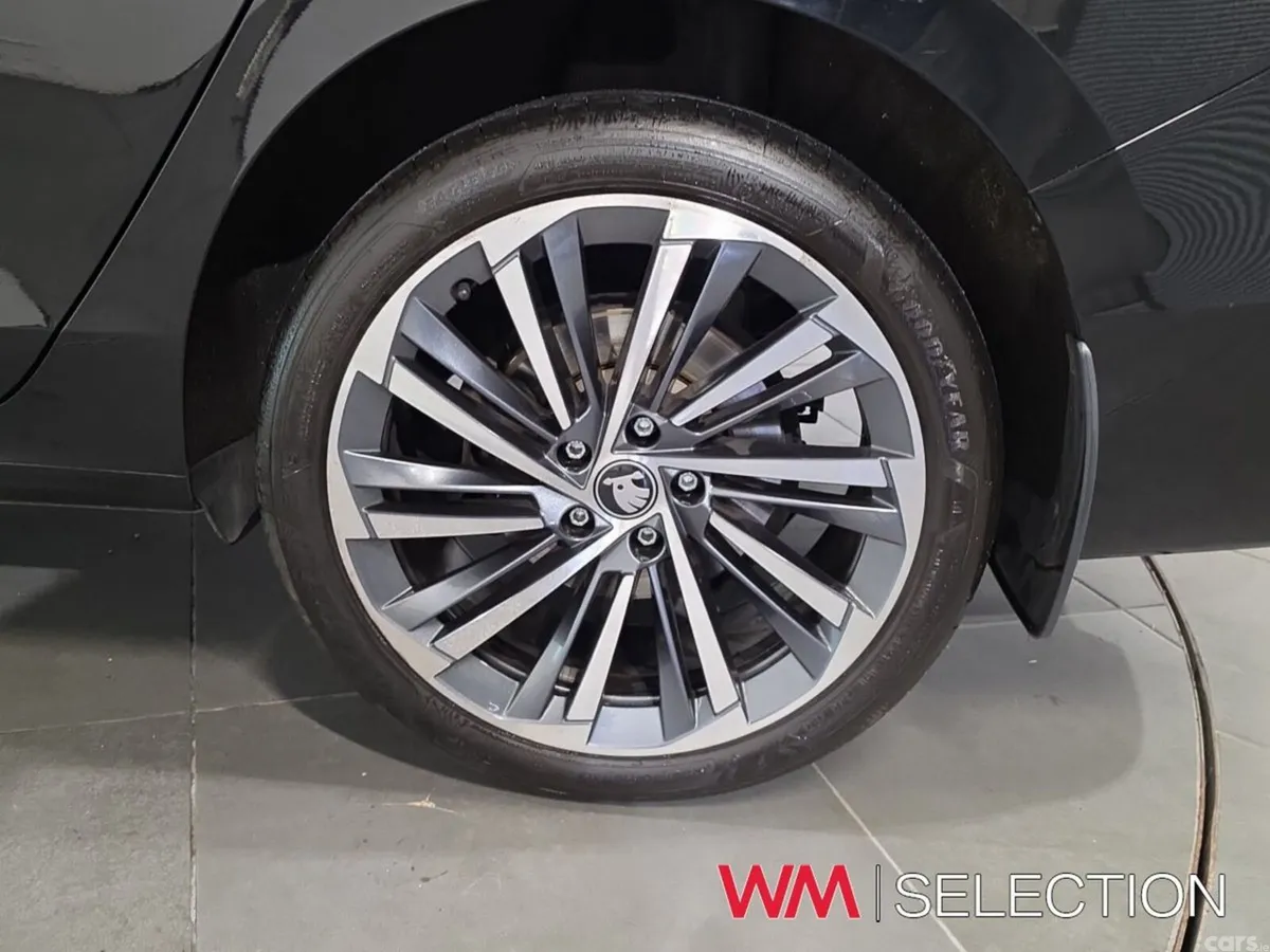 Skoda Superb Saloon, Diesel, 2025, Black