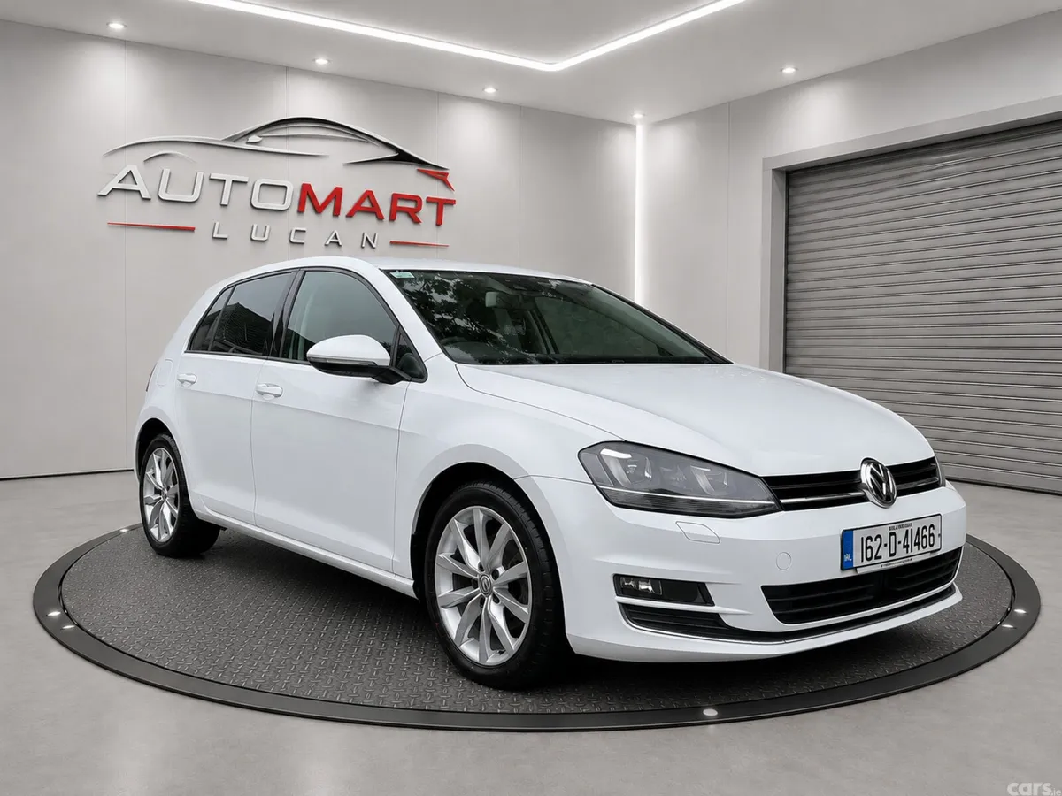 Volkswagen Golf Hatchback, Petrol, 2016, White