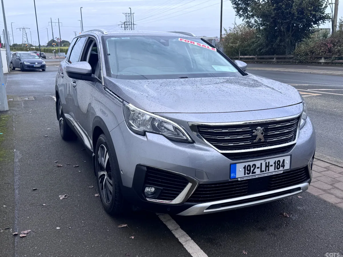 Peugeot 5008 MPV, Petrol, 2019, Grey