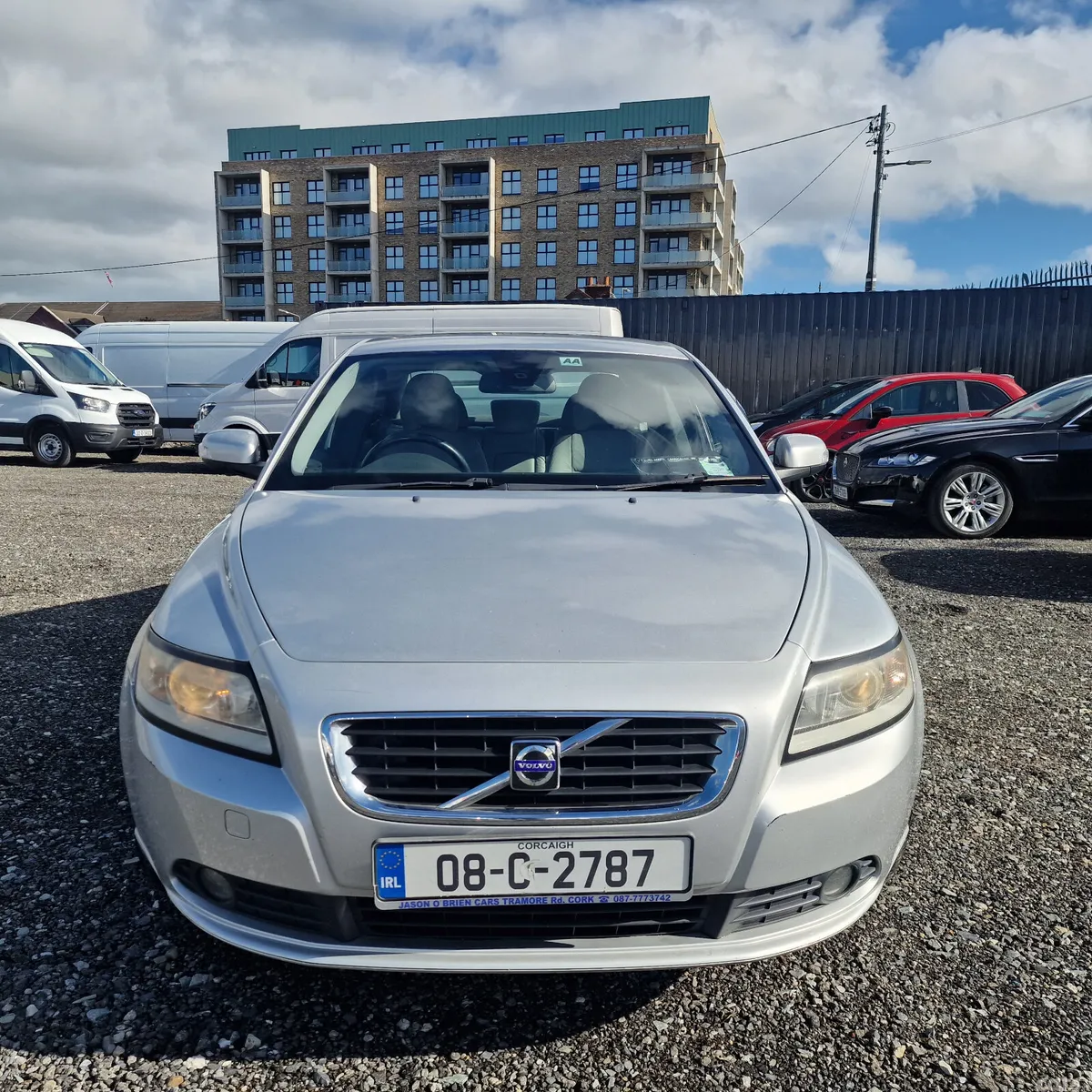 Volvo S40 Saloon, Petrol, 2008, Silver
