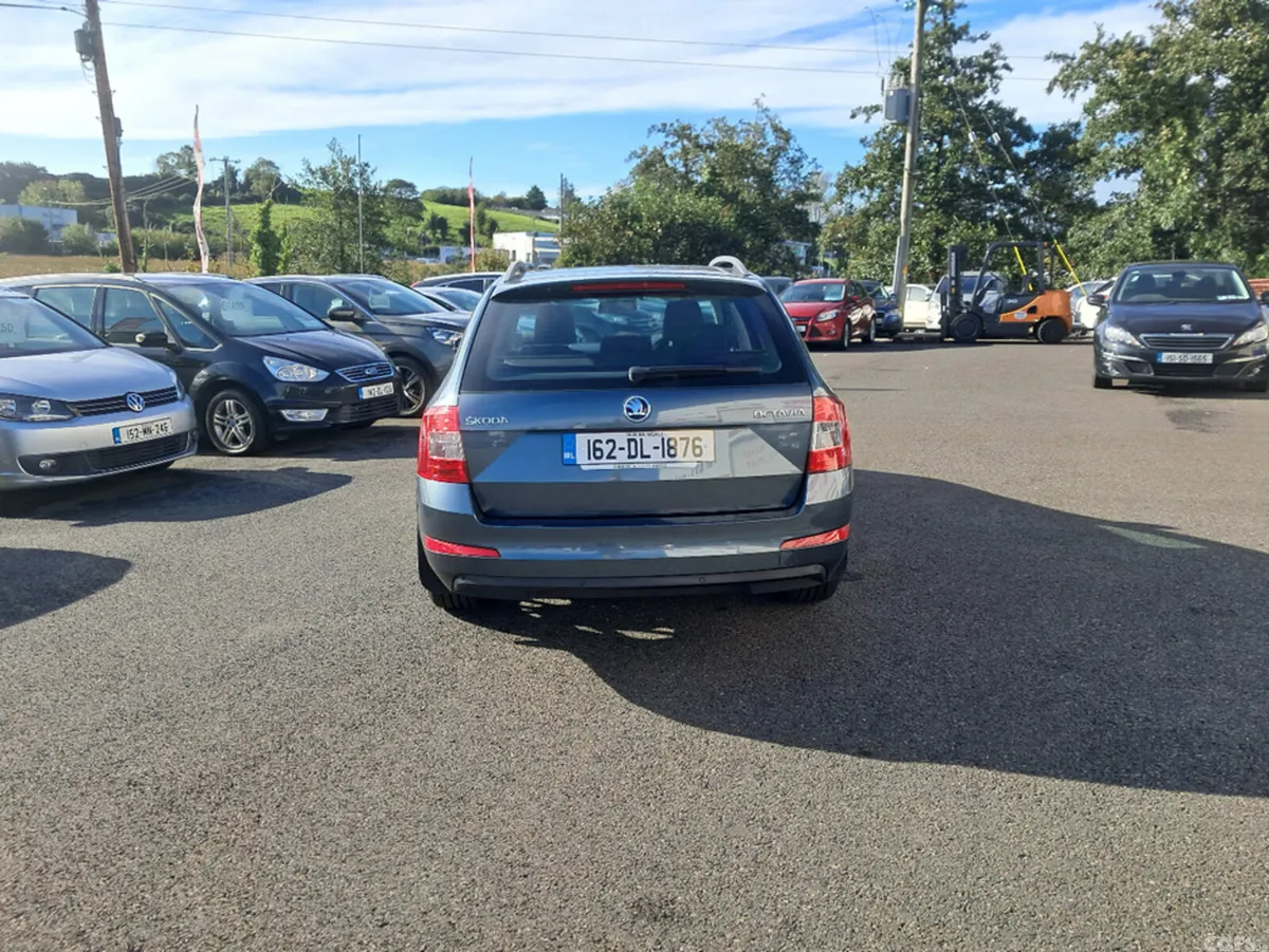 Skoda Octavia Estate, Diesel, 2016, Grey