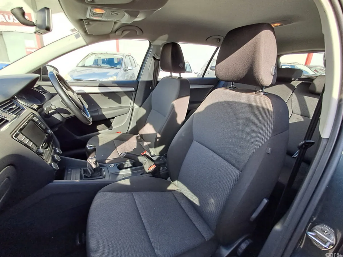 Skoda Octavia Estate, Diesel, 2016, Grey