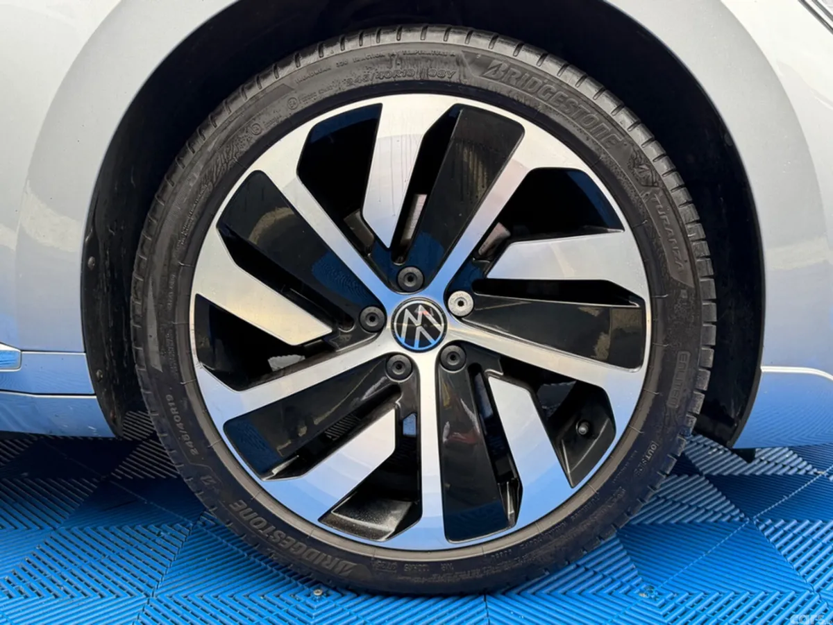 Volkswagen Arteon Estate, Petrol Plug-in Hybrid, 2023, Silver