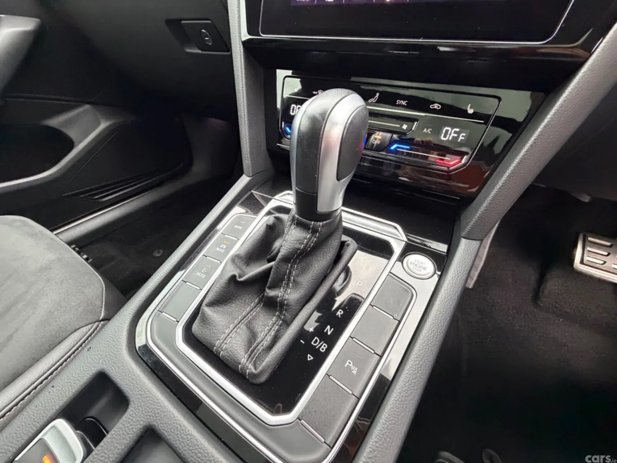 Volkswagen Arteon Estate, Petrol Hybrid, 2023, Silver