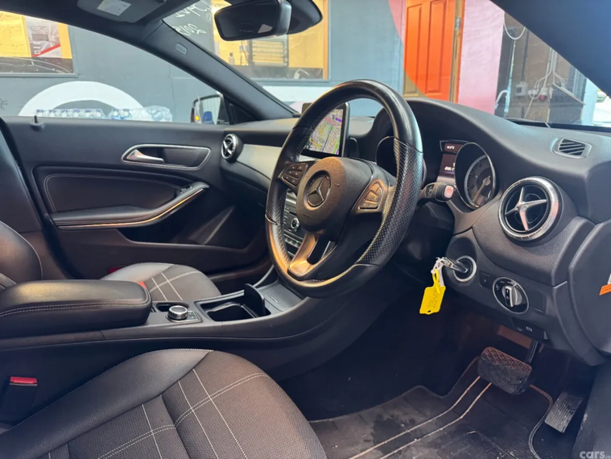Mercedes-Benz CLA Saloon, Petrol, 2015, Black