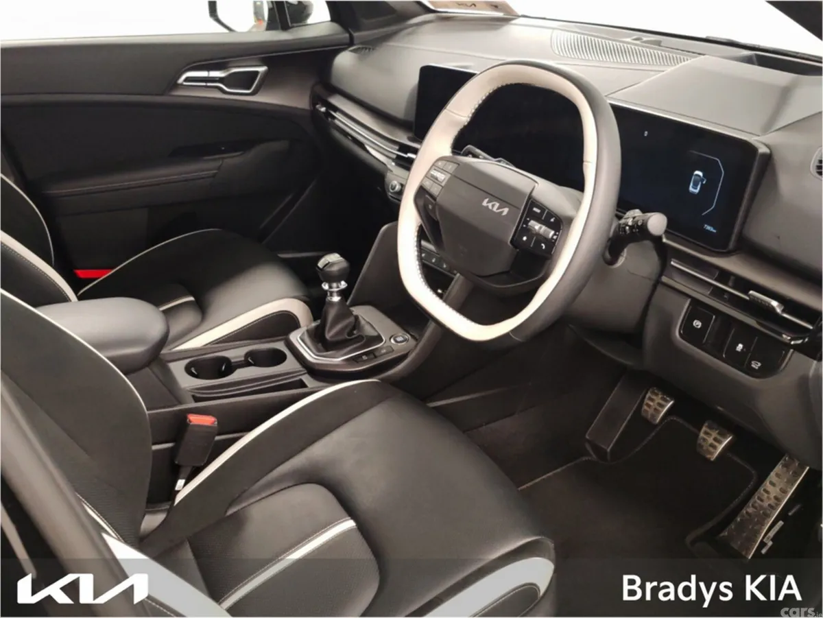 Kia Sportage MPV, Diesel Hybrid, 2026, Black