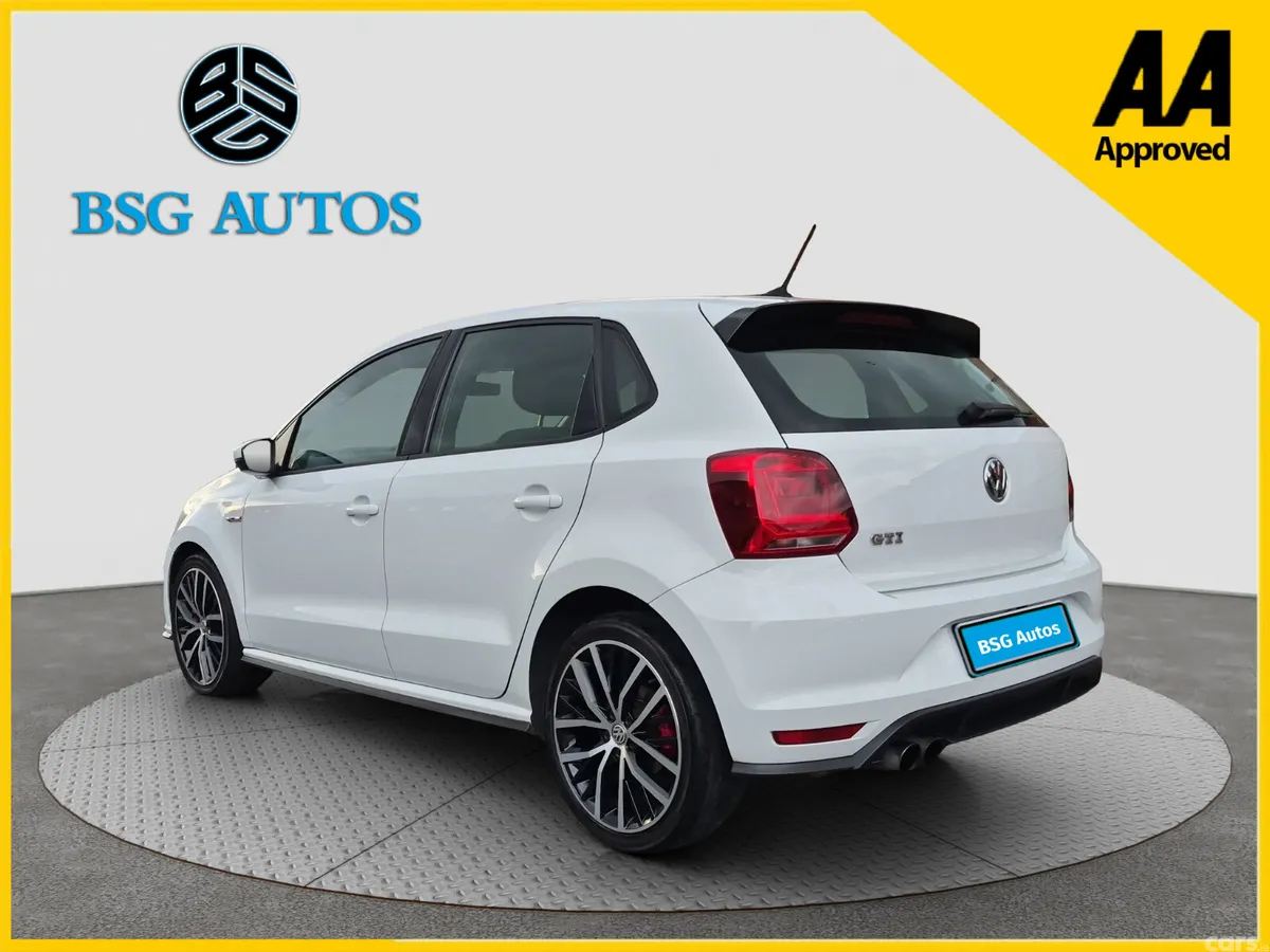 Volkswagen Polo Hatchback, Petrol, 2015, White