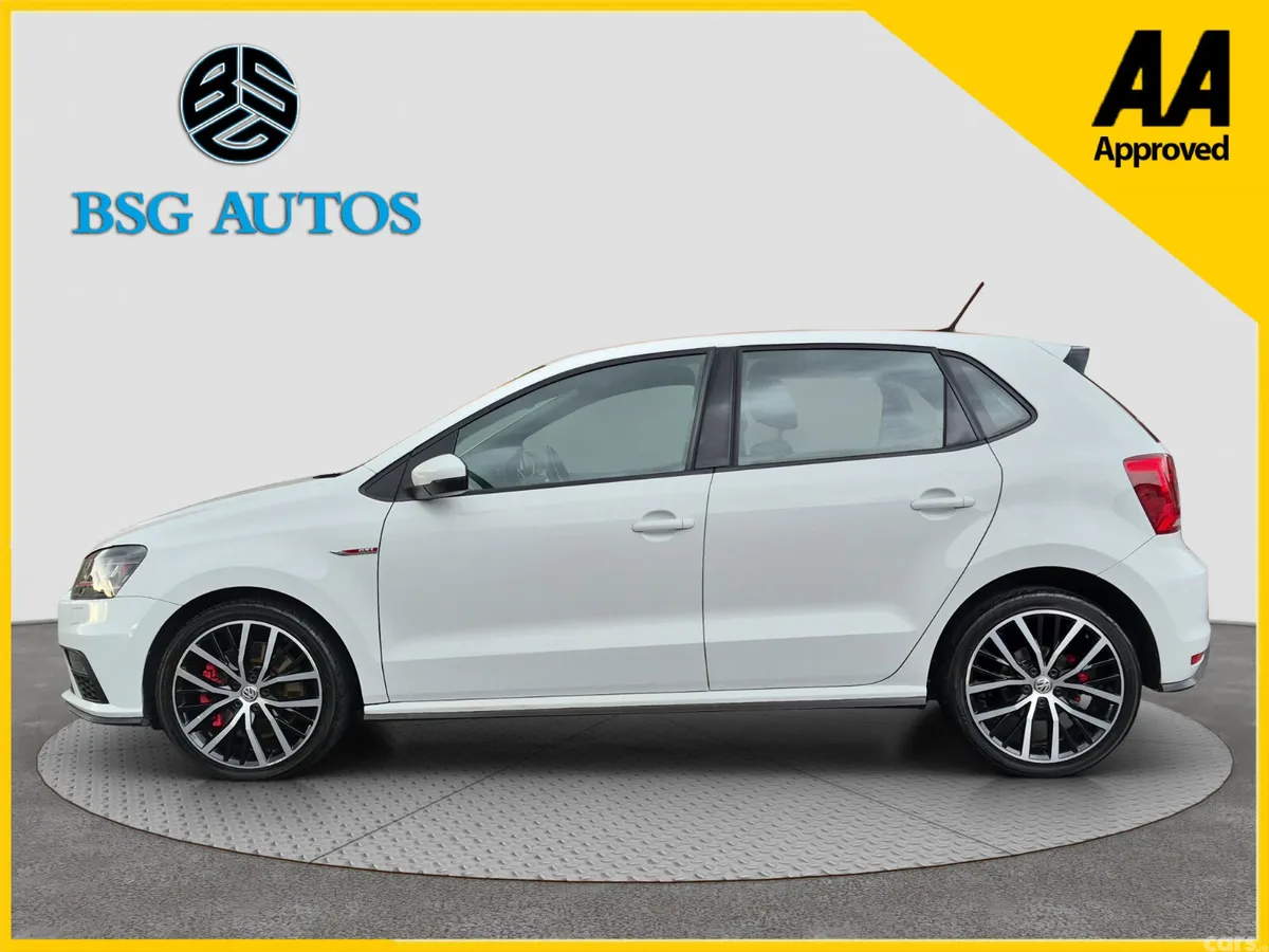 Volkswagen Polo Hatchback, Petrol, 2015, White