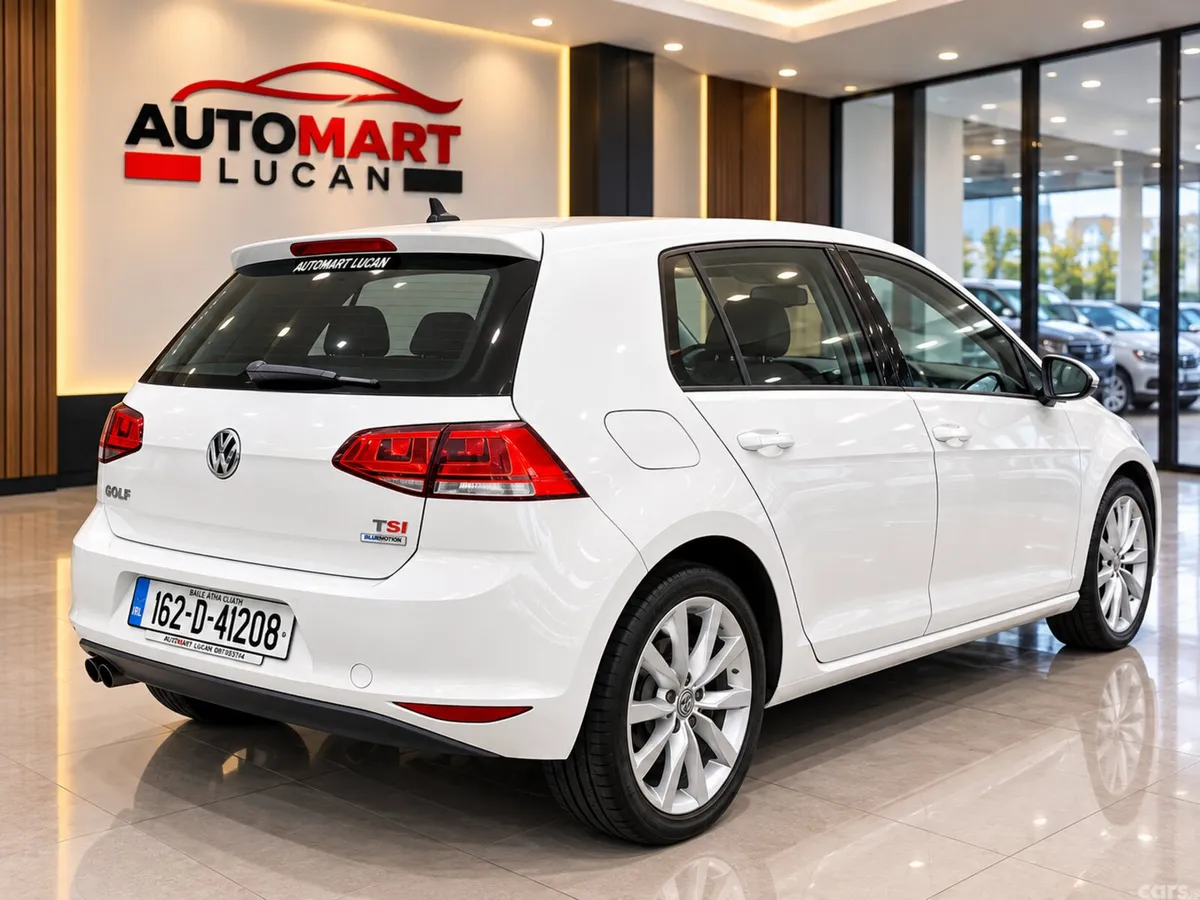 Volkswagen Golf Hatchback, Petrol, 2016, White