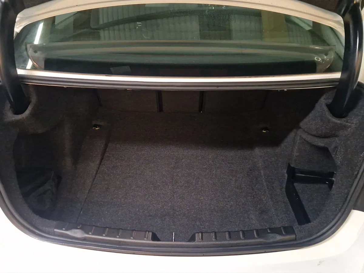 BMW 3-Series Saloon, Petrol, 2017, White