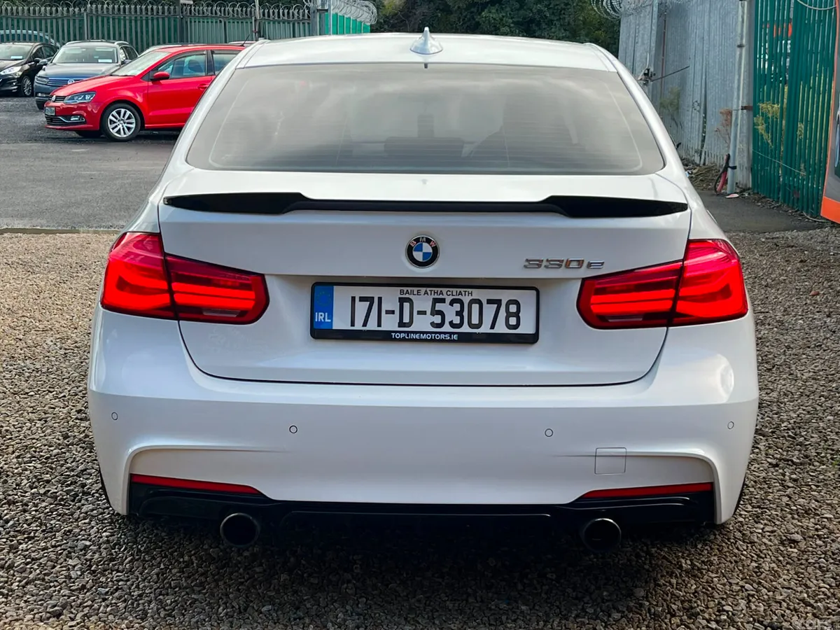 BMW 3-Series Saloon, Petrol Plug-in Hybrid, 2017, White