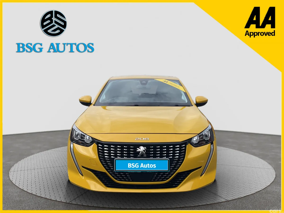 Peugeot 208 Hatchback, Petrol, 2021, Yellow
