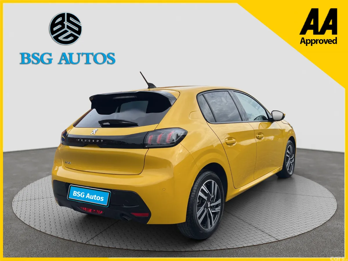 Peugeot 208 Hatchback, Petrol, 2021, Yellow