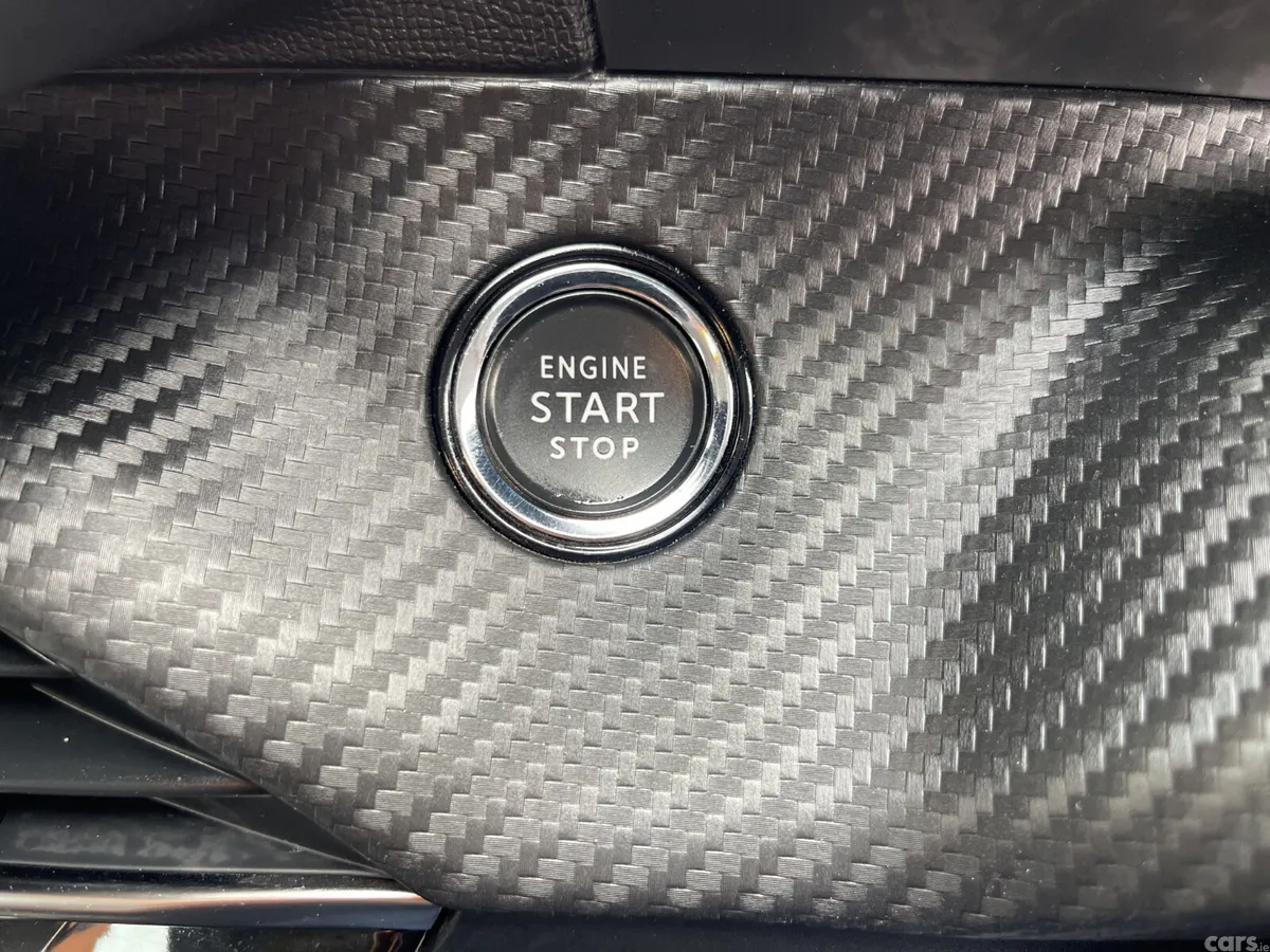 Peugeot 208 Hatchback, Petrol, 2021, Yellow
