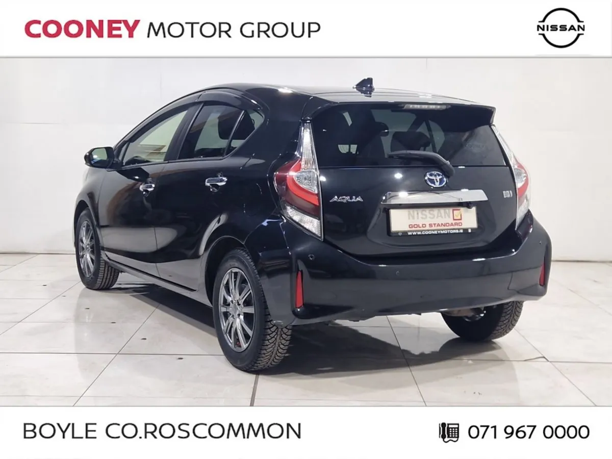 Toyota Aqua Hatchback, Petrol Hybrid, 2021, Black