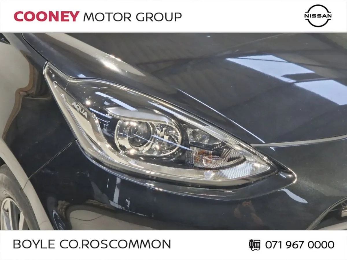 Toyota Aqua Hatchback, Petrol Hybrid, 2021, Black